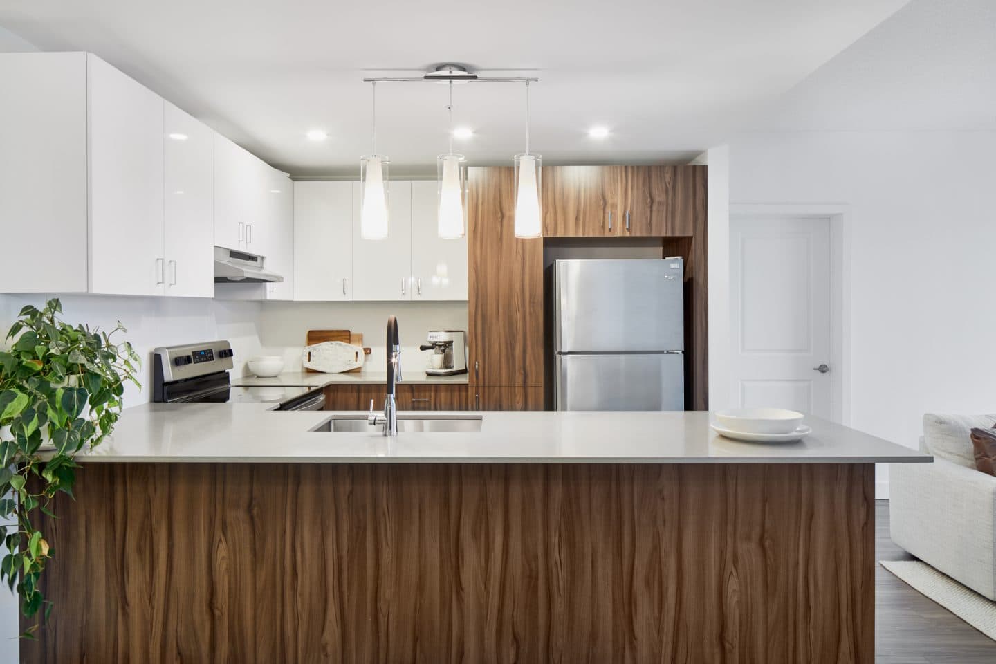 Rental condos in PierrefondsRoxboro NOVA apartments